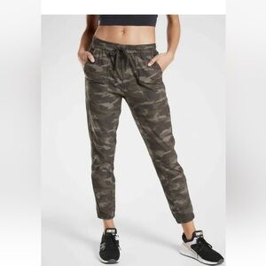 Athleta-2-black olive camo-camo farallon jogger pants. Adjustable drawstring.